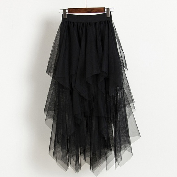 Black Tulle Asymmetrical Layered Skirt - Picture 4 of 5